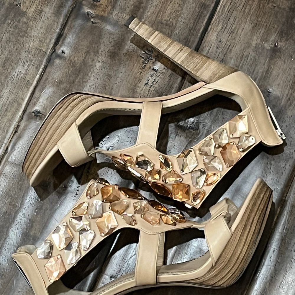 Jean-Michel Cazabat Crystal Embellished Platform Leather High Heels Nude Sz 7.5 - Picture 15 of 16
